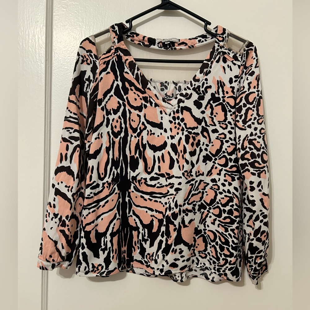 Matching blouse and long skirt set- animal print